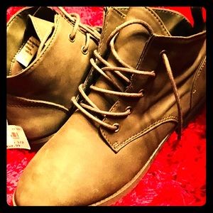 American Eagle boots